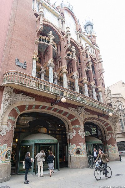 20160528_181055 D4S.jpg - Facade of Palau Musica